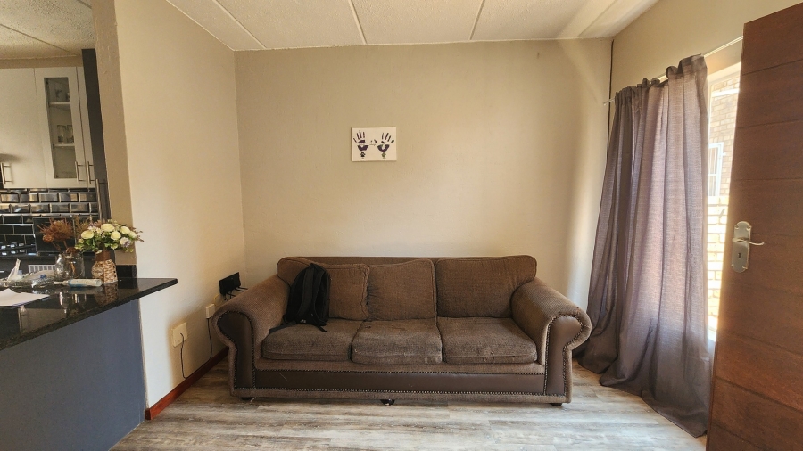 To Let 3 Bedroom Property for Rent in Baillie Park North West